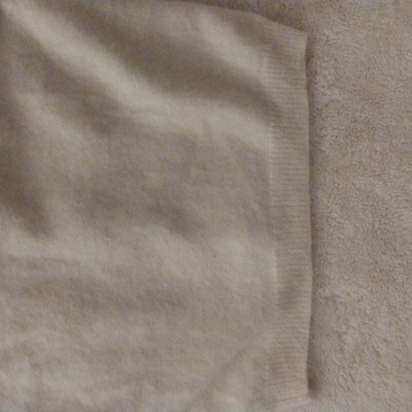 🔥BOGO 50%💥 COREY LYNN CALTER size Medium Angora Sweater Ivory - Picture 10 of 12